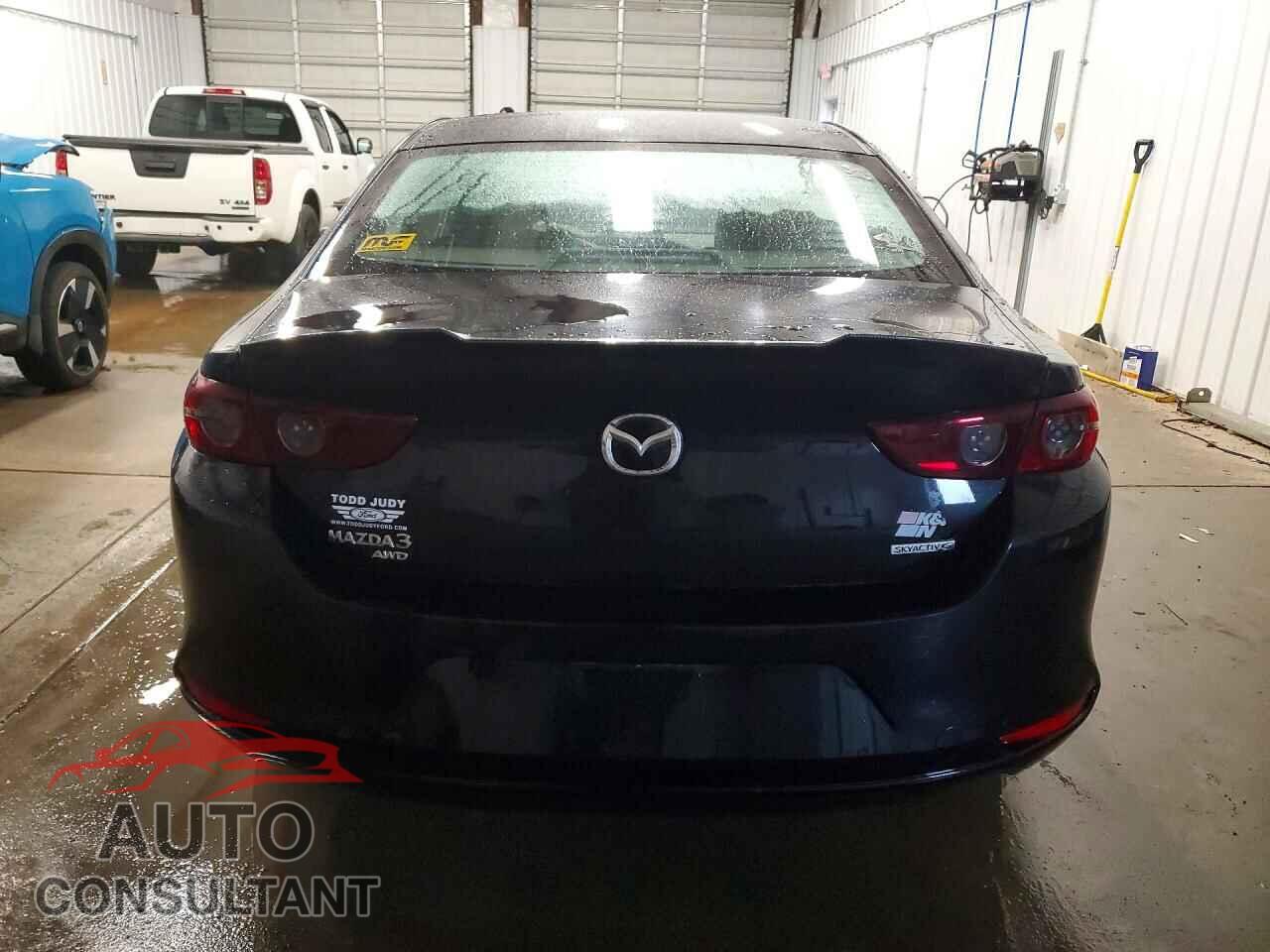 MAZDA 3 2019 - JM1BPBAM5K1132475