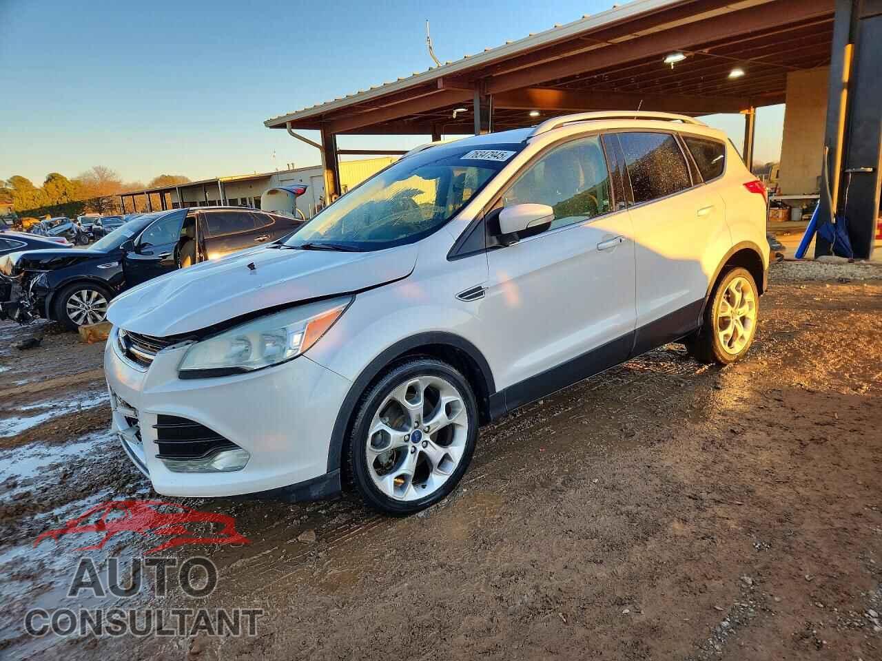 FORD ESCAPE 2014 - 1FMCU0J92EUD77231