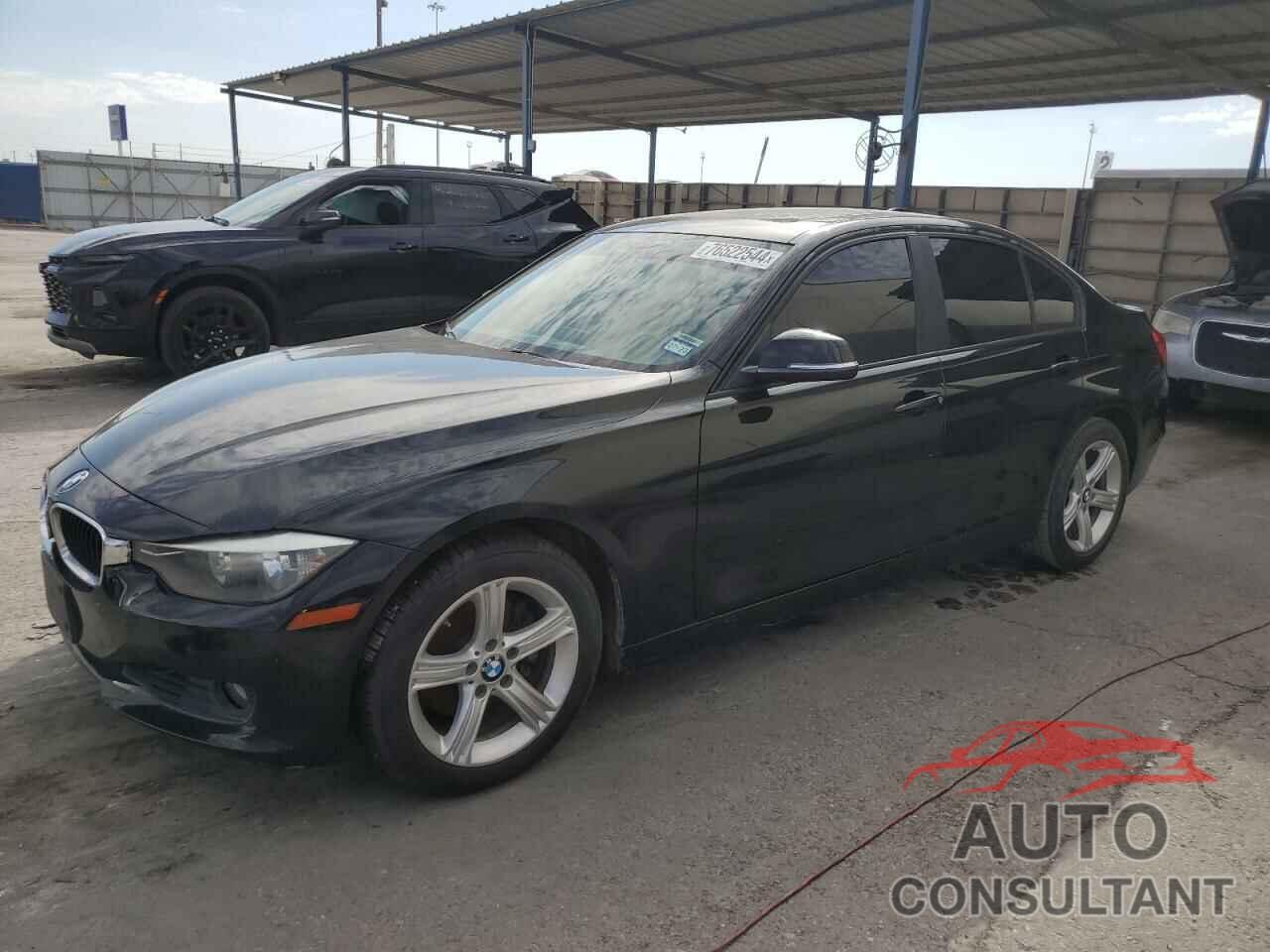 BMW 3 SERIES 2013 - WBA3C1G50DNR48061