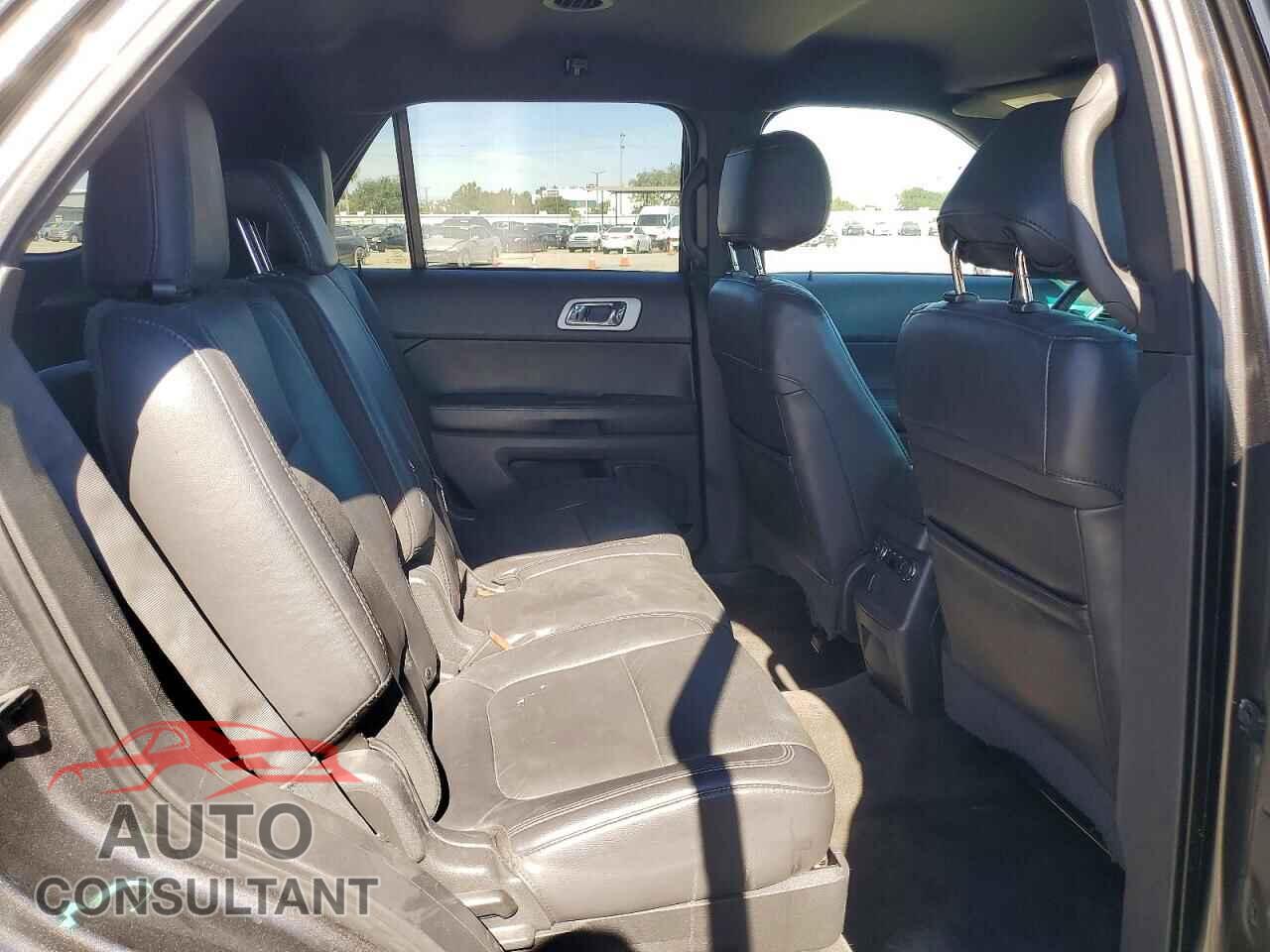 FORD EXPLORER 2015 - 1FM5K7D80FGC39553