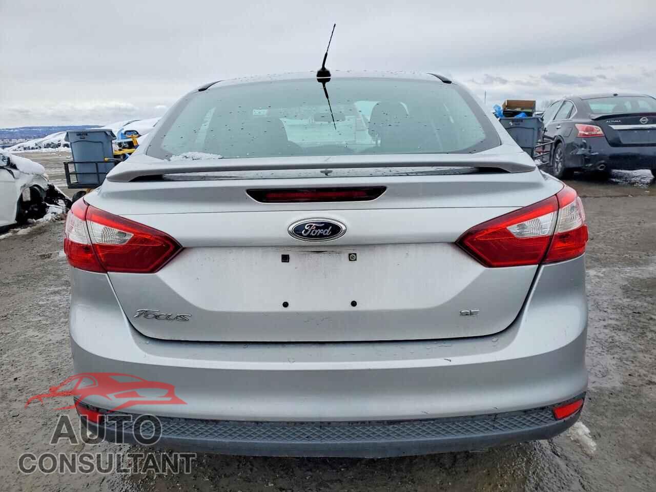 FORD FOCUS 2014 - 1FADP3F24EL178559