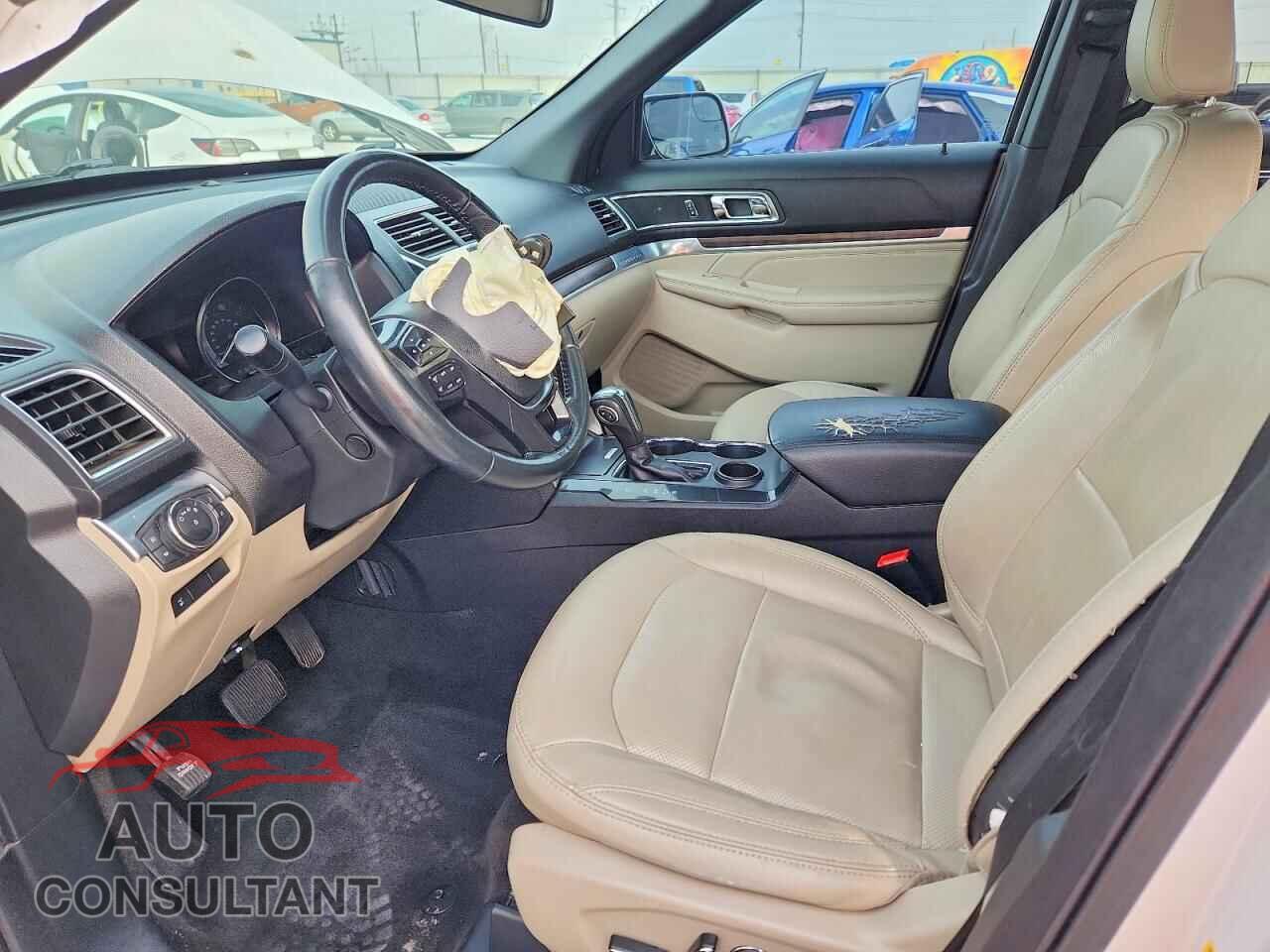 FORD EXPLORER 2018 - 1FM5K7F89JGB87958