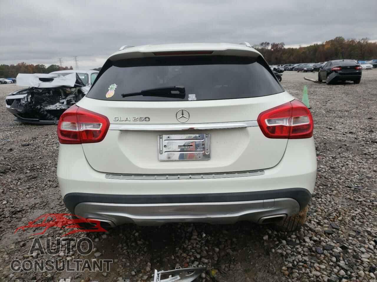 MERCEDES-BENZ GLA-CLASS 2017 - WDCTG4EB2HJ304585