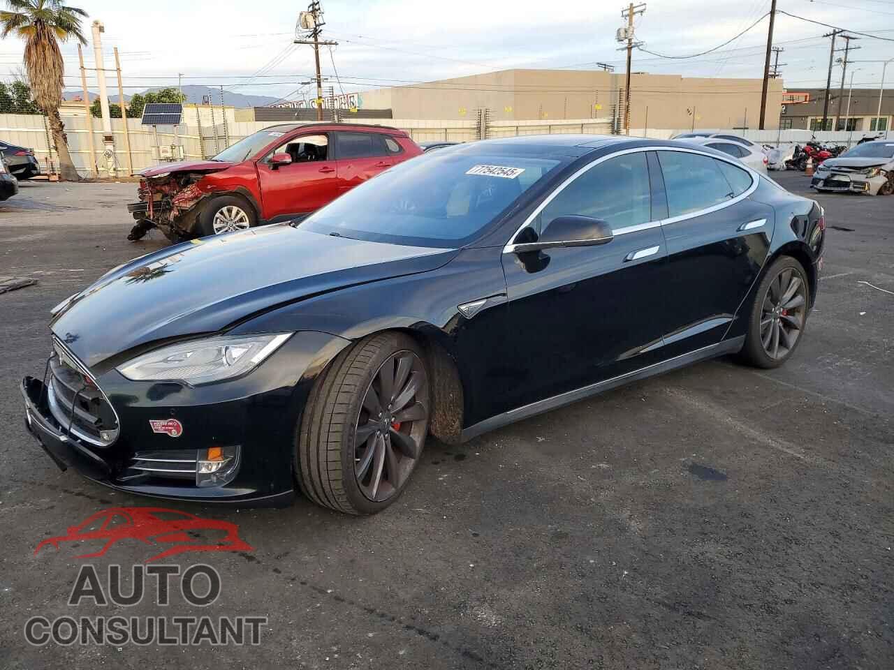 TESLA MODEL S 2014 - 5YJSA1H17EFP35530