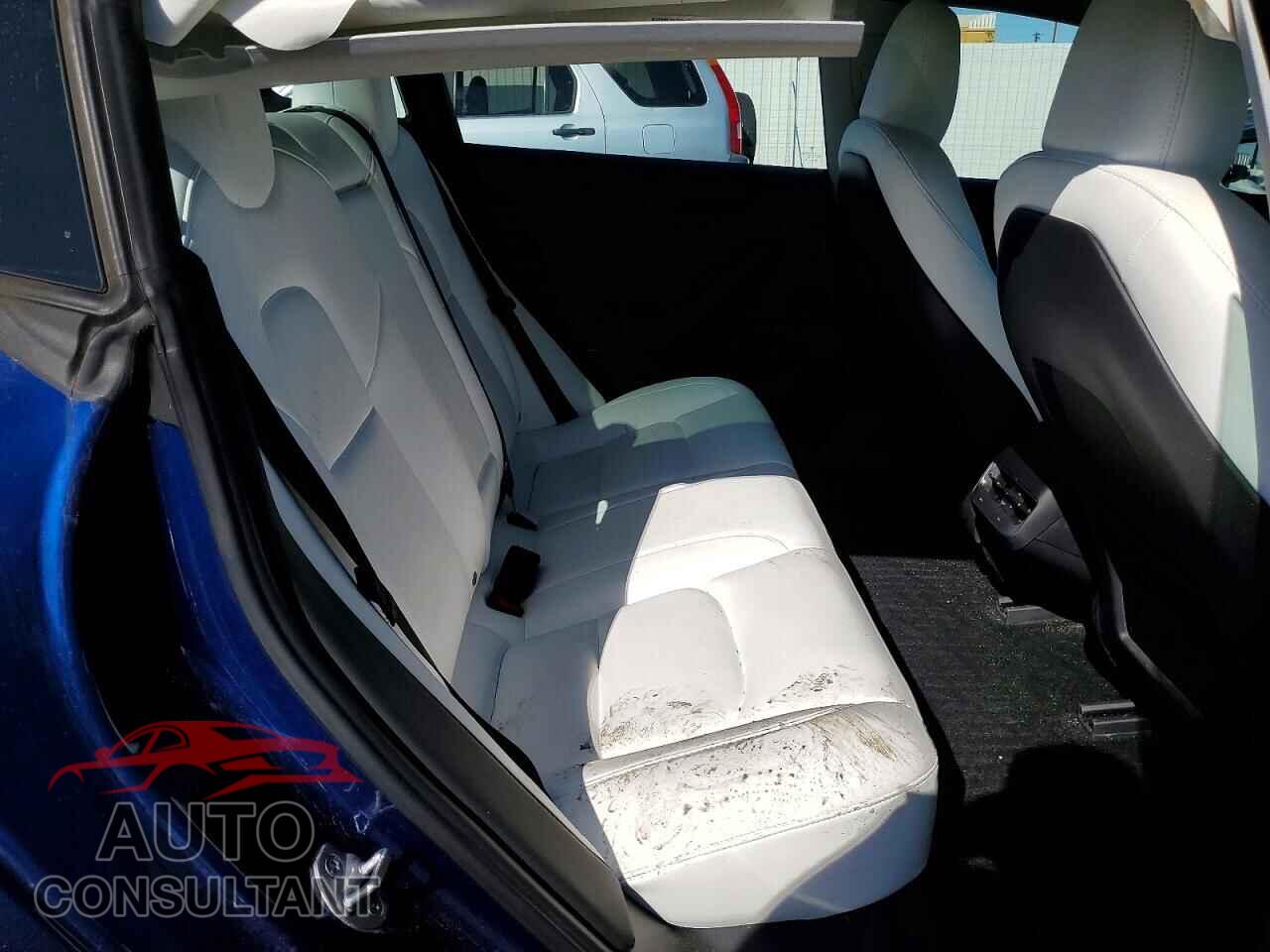 TESLA MODEL 3 2023 - 5YJ3E1EA8PF704920