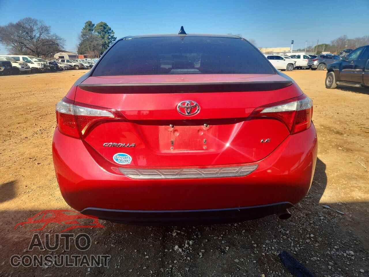 TOYOTA COROLLA 2015 - 2T1BURHEXFC268506
