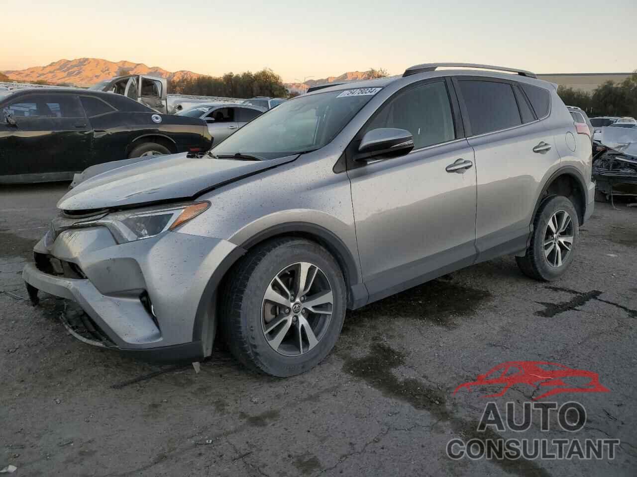 TOYOTA RAV4 2018 - JTMRFREV9JD245162