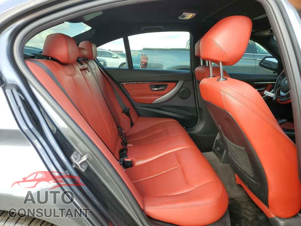 BMW 3 SERIES 2016 - WBA8E9G57GNU28023