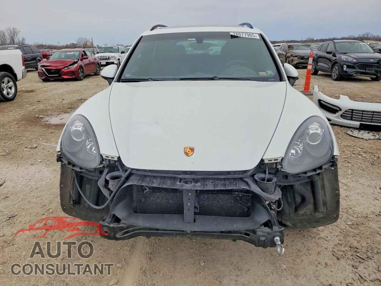PORSCHE CAYENNE 2013 - WP1AD2A25DLA71668
