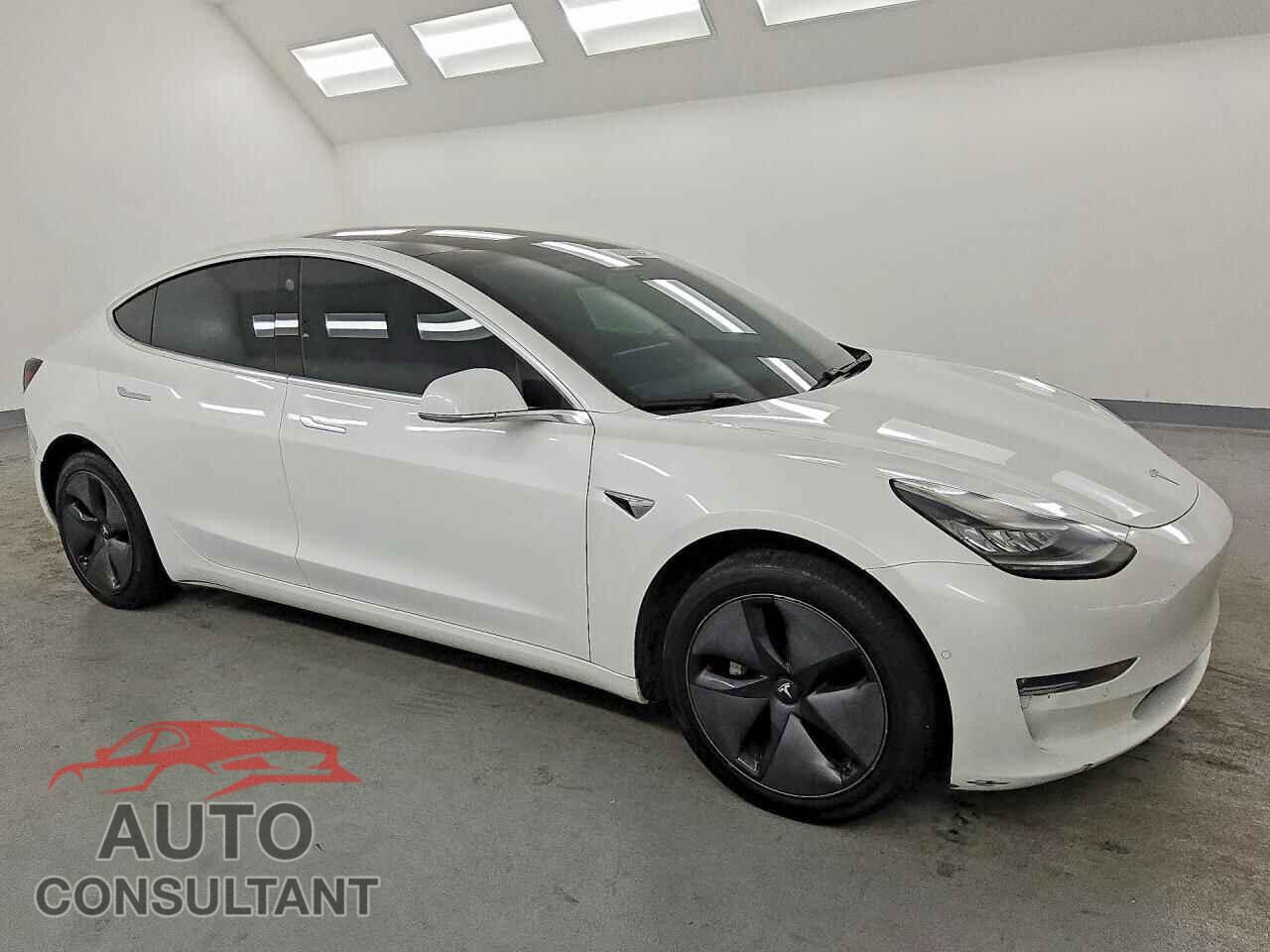 TESLA MODEL 3 2019 - 5YJ3E1EA3KF328328