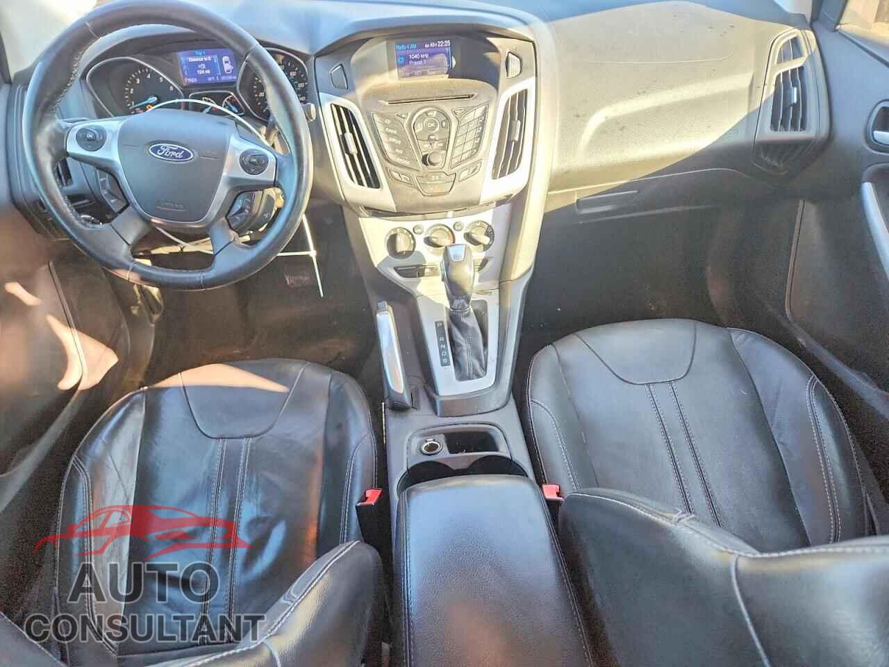 FORD FOCUS 2013 - 1FADP3F21DL196502