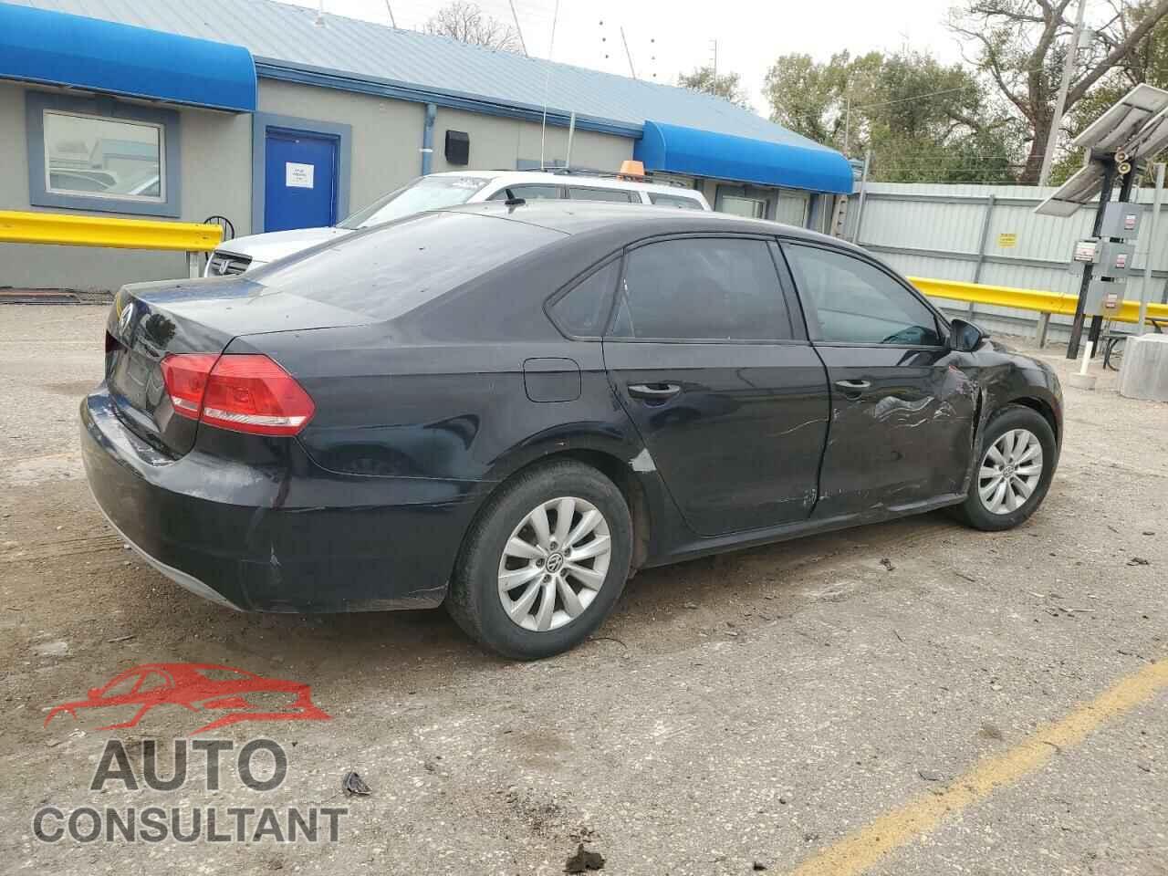 VOLKSWAGEN PASSAT 2012 - 1VWAP7A39CC055600