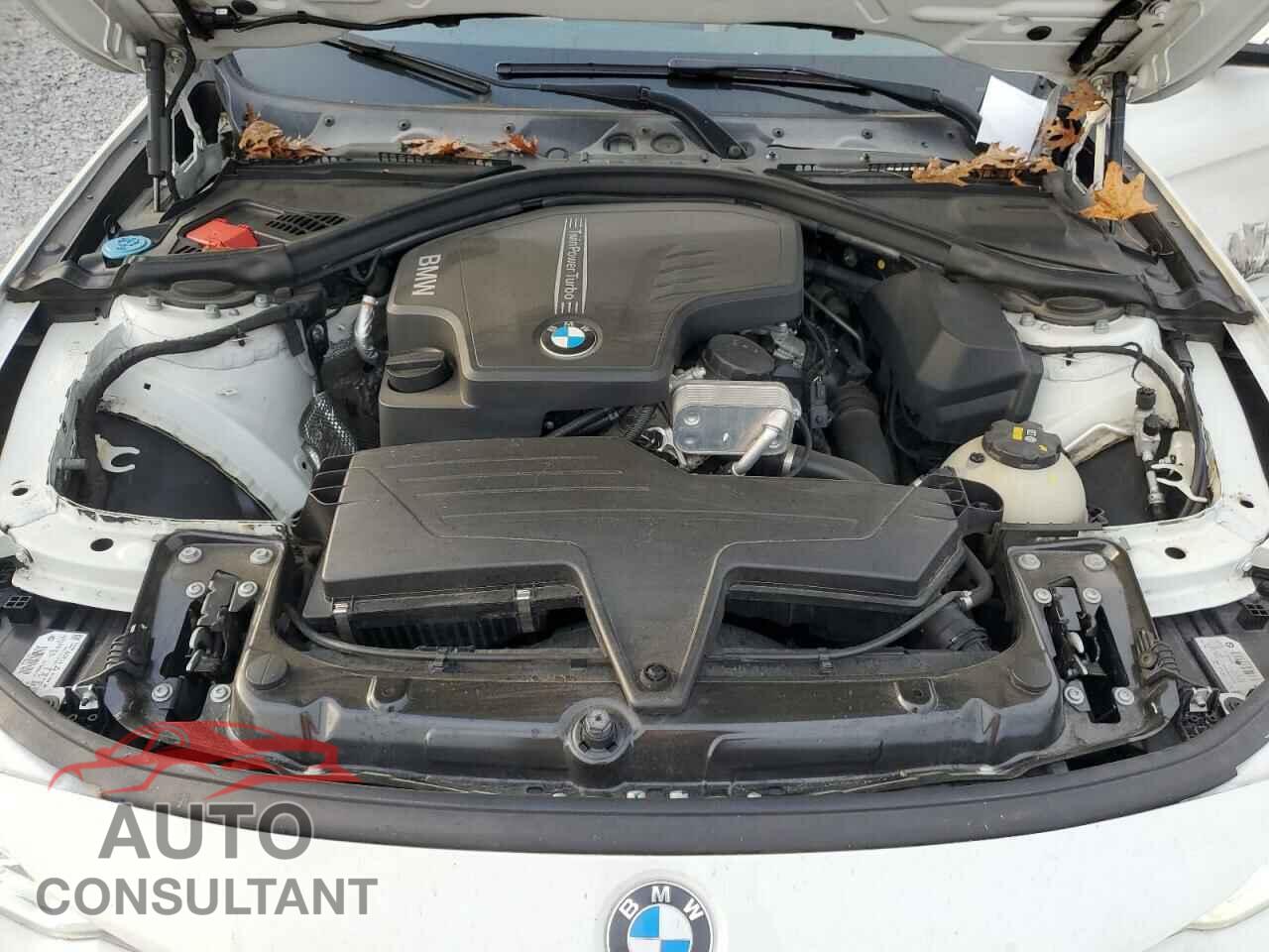 BMW 3 SERIES 2016 - WBA8E1G58GNU12141