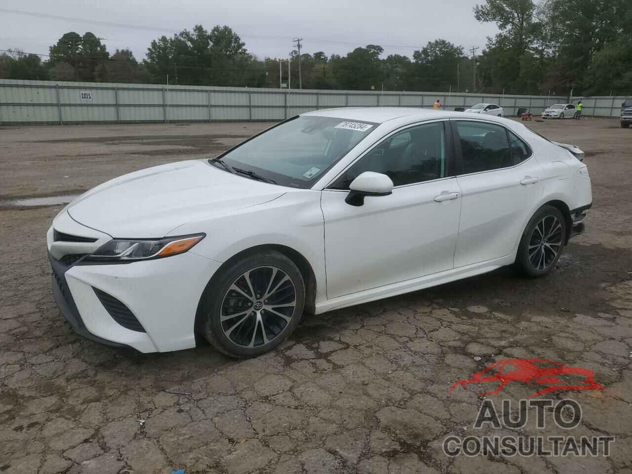 TOYOTA CAMRY 2020 - 4T1G11AK5LU940157