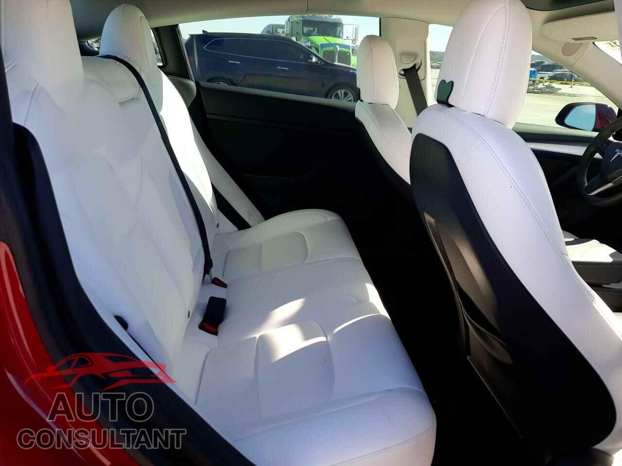 TESLA MODEL 3 2022 - 5YJ3E1EB9NF196401