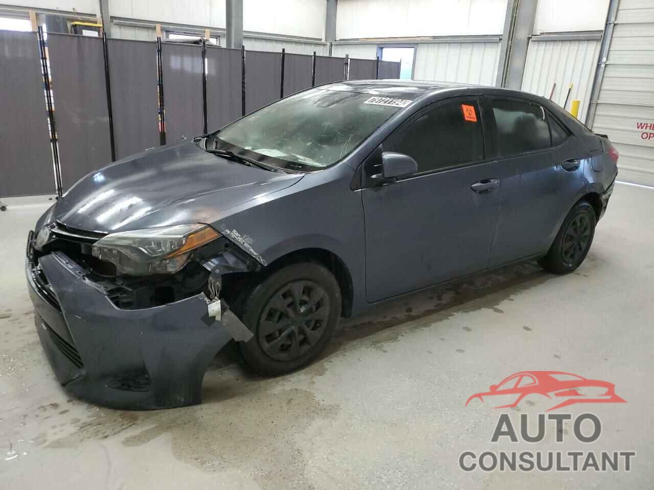 TOYOTA COROLLA 2018 - 5YFBURHE2JP847921