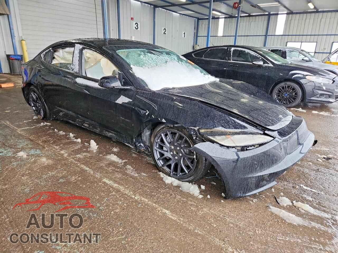 TESLA MODEL 3 2024 - 5YJ3E1EA3RF867882
