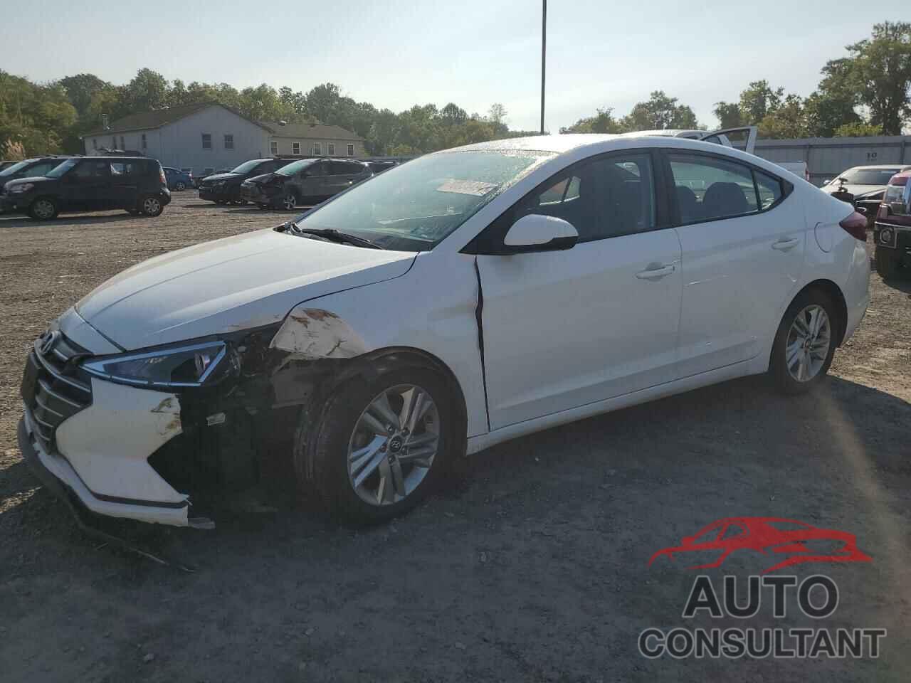 HYUNDAI ELANTRA 2020 - 5NPD84LF7LH570408