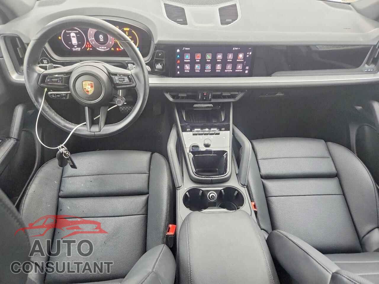 PORSCHE CAYENNE 2024 - WP1AA2AY0RDA03051