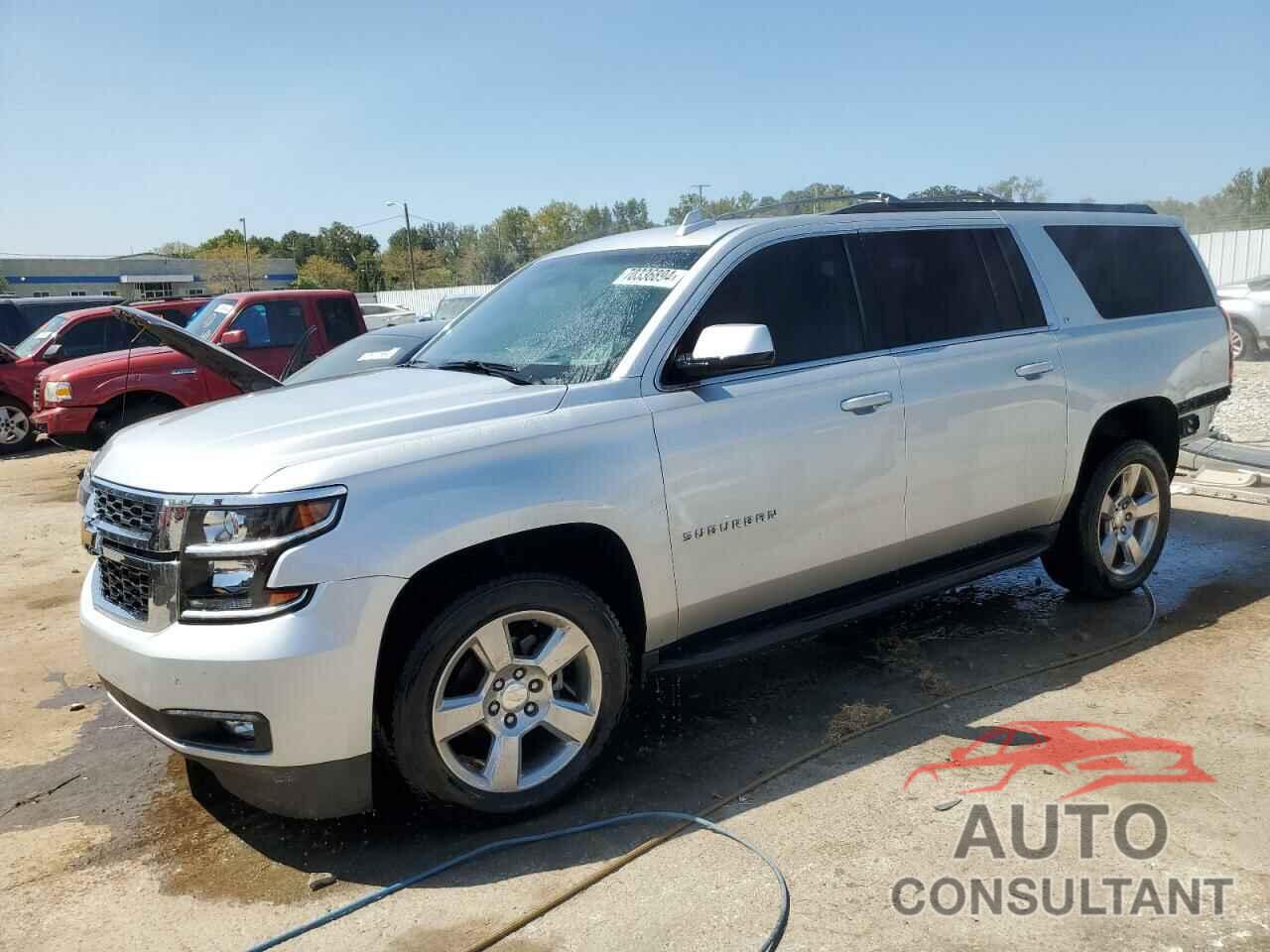 CHEVROLET SUBURBAN 2017 - 1GNSKHKC0HR255013