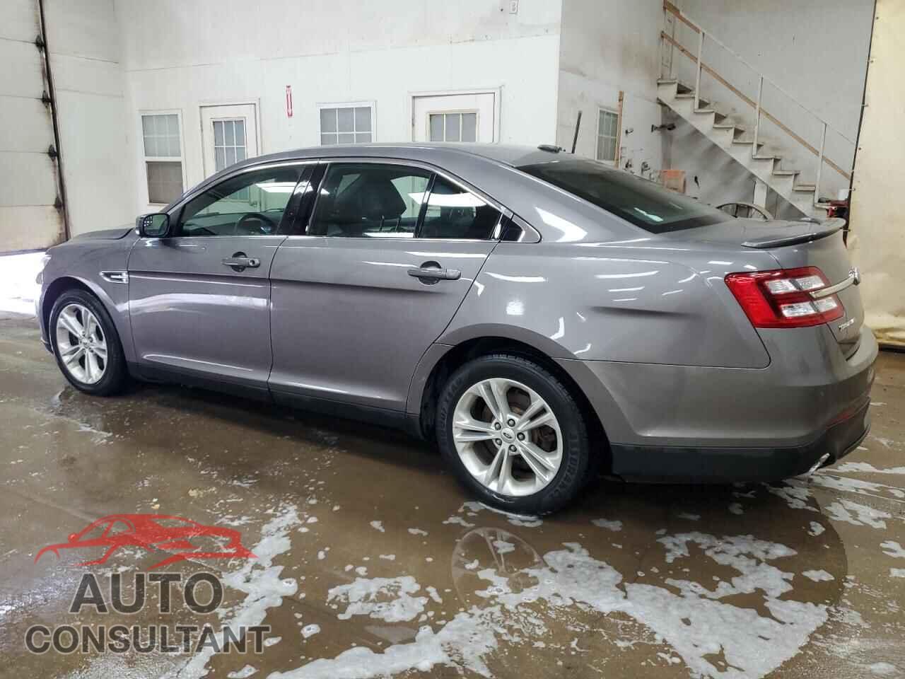 FORD TAURUS 2013 - 1FAHP2E82DG171828