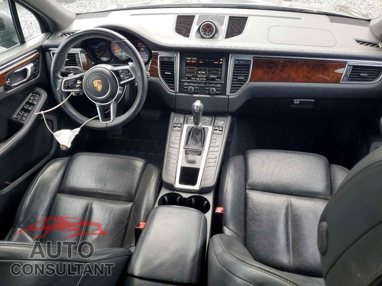 PORSCHE MACAN 2015 - WP1AB2A56FLB62919