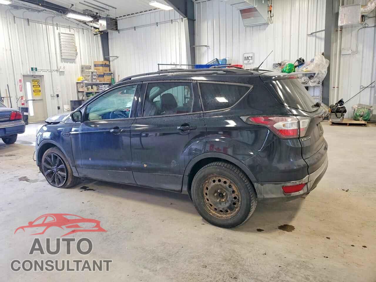 FORD ESCAPE 2017 - 1FMCU9J91HUA05100