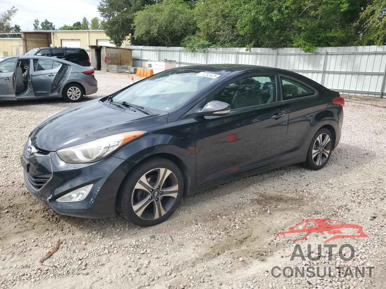 HYUNDAI ELANTRA 2013 - KMHDH6AE6DU000909