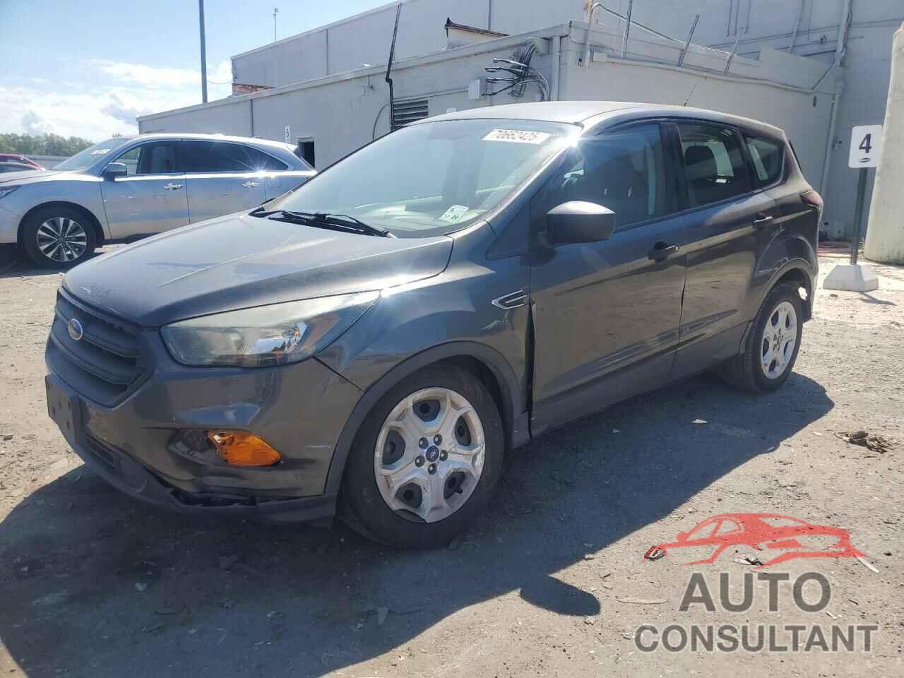 FORD ESCAPE 2018 - 1FMCU0F77JUB72361