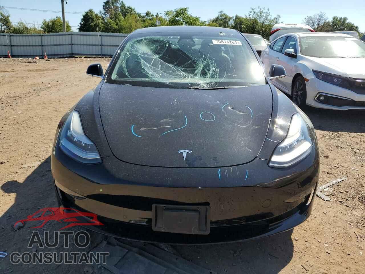 TESLA MODEL 3 2019 - 5YJ3E1EA2KF401785