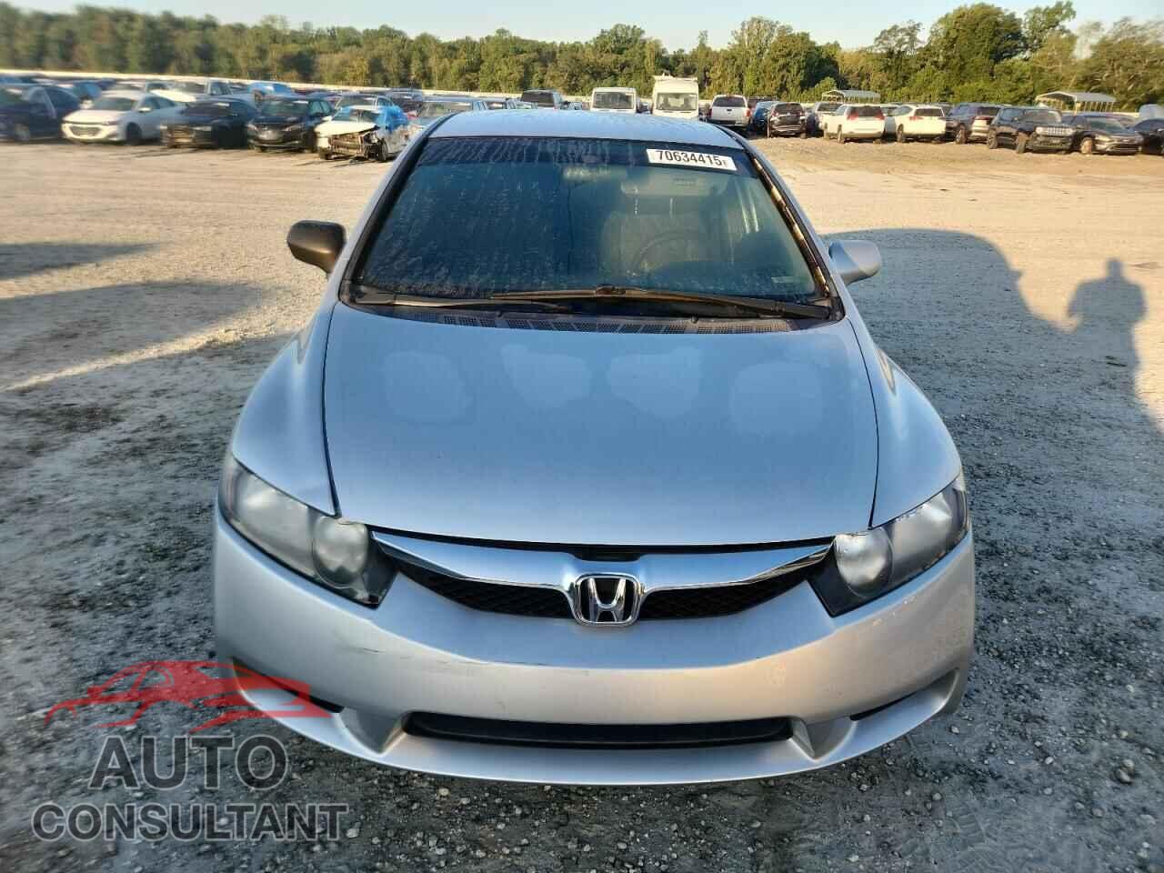 HONDA CIVIC 2011 - 19XFA1F58BE030096
