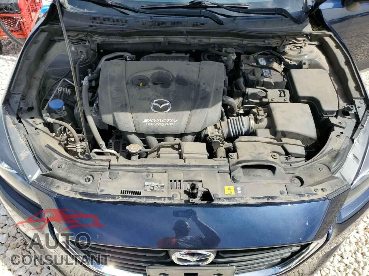 MAZDA 3 2017 - 3MZBN1V77HM120423