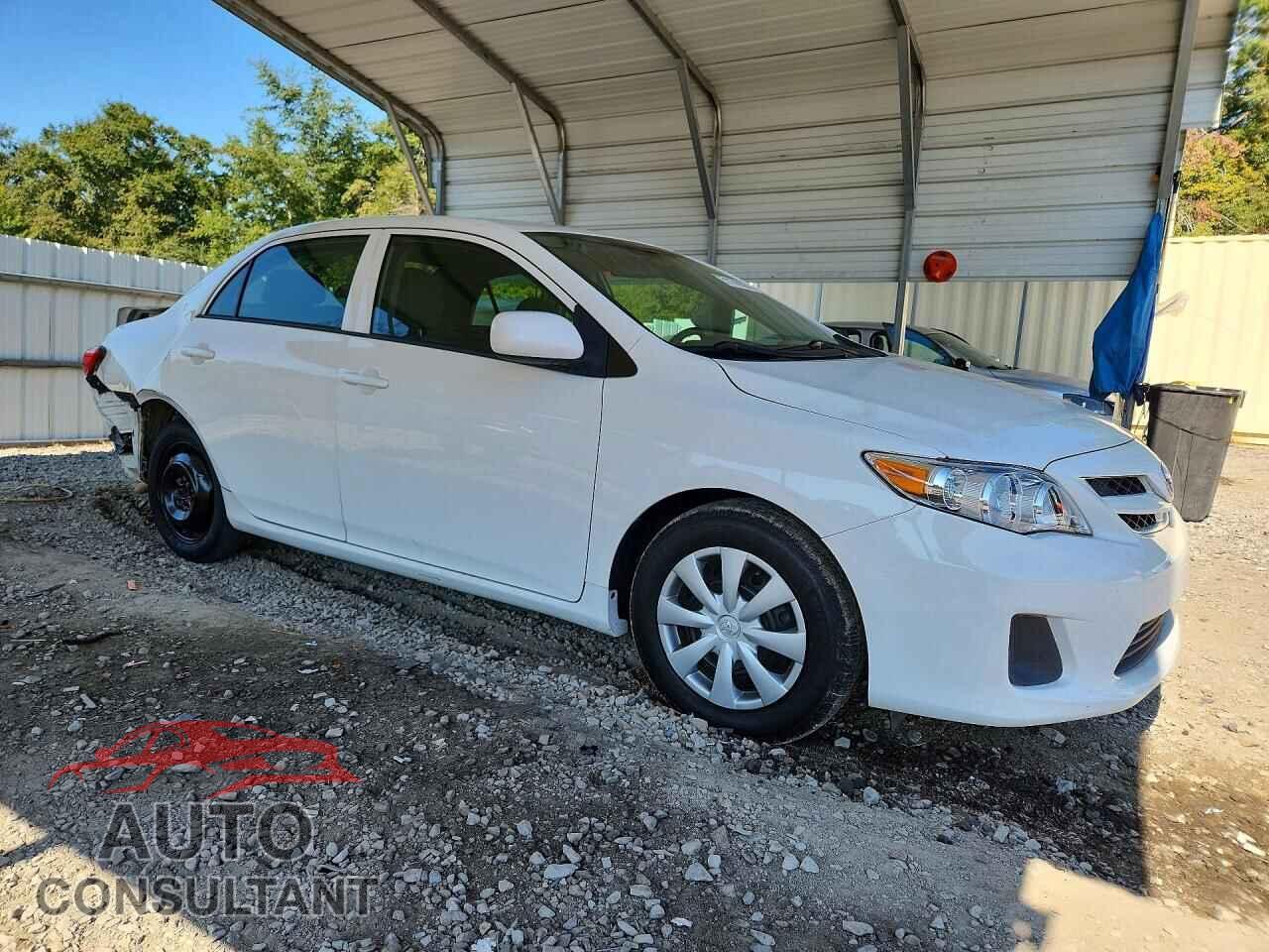TOYOTA COROLLA 2013 - 5YFBU4EEXDP151125