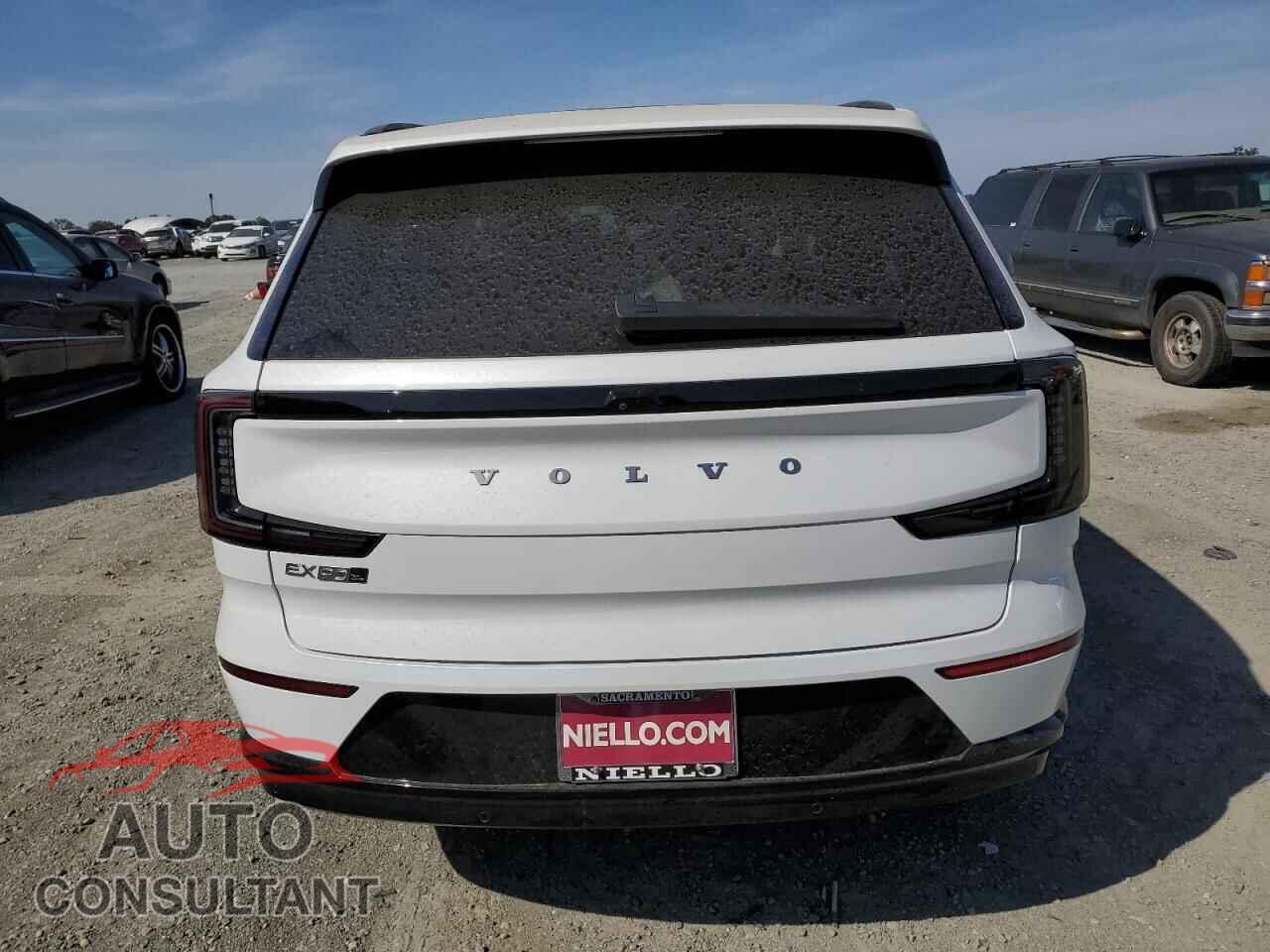 VOLVO EX90 PLUS 2025 - 7JDEV3VK1SG005115