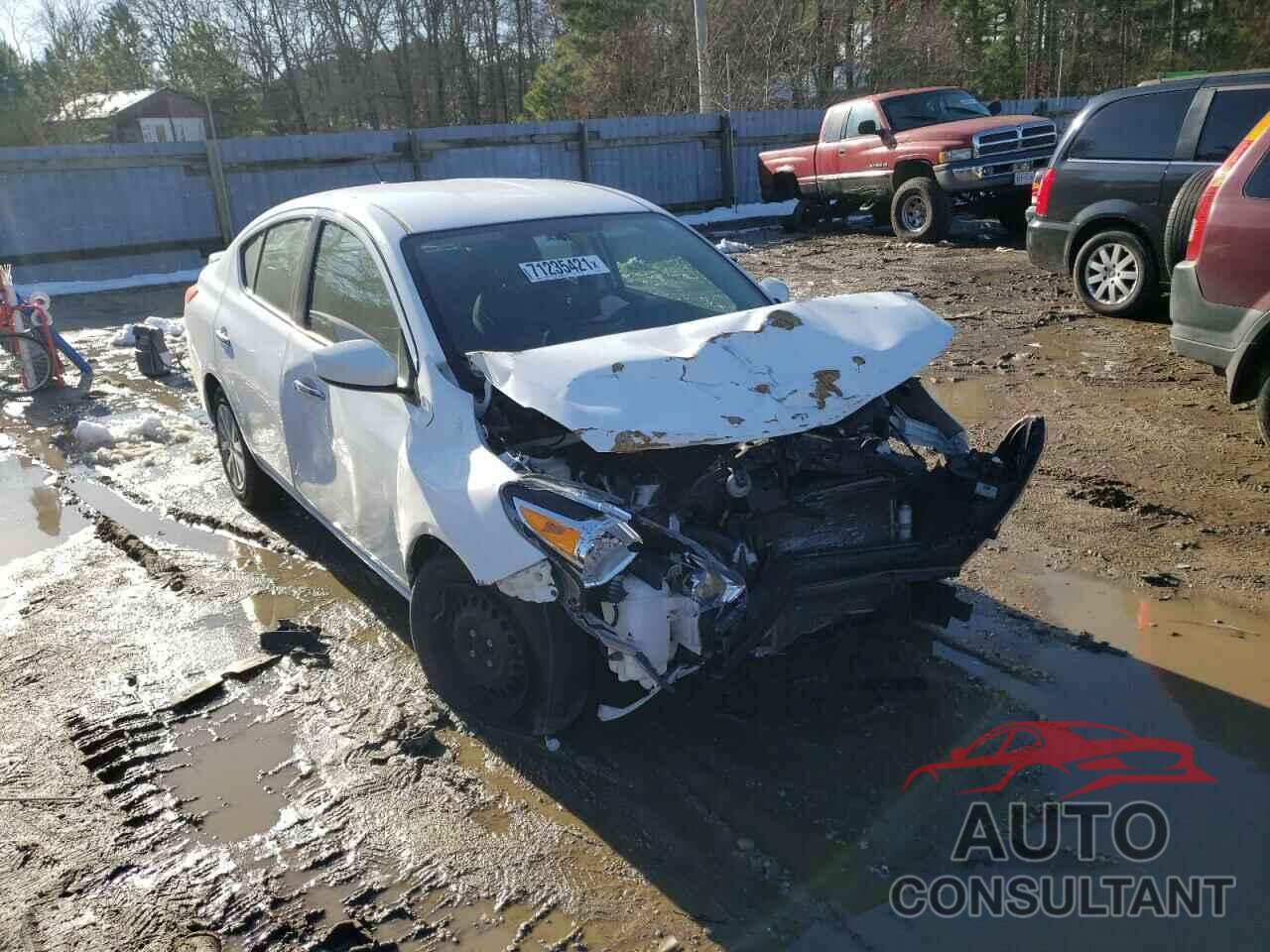 NISSAN VERSA 2018 - 3N1CN7AP2JK398179