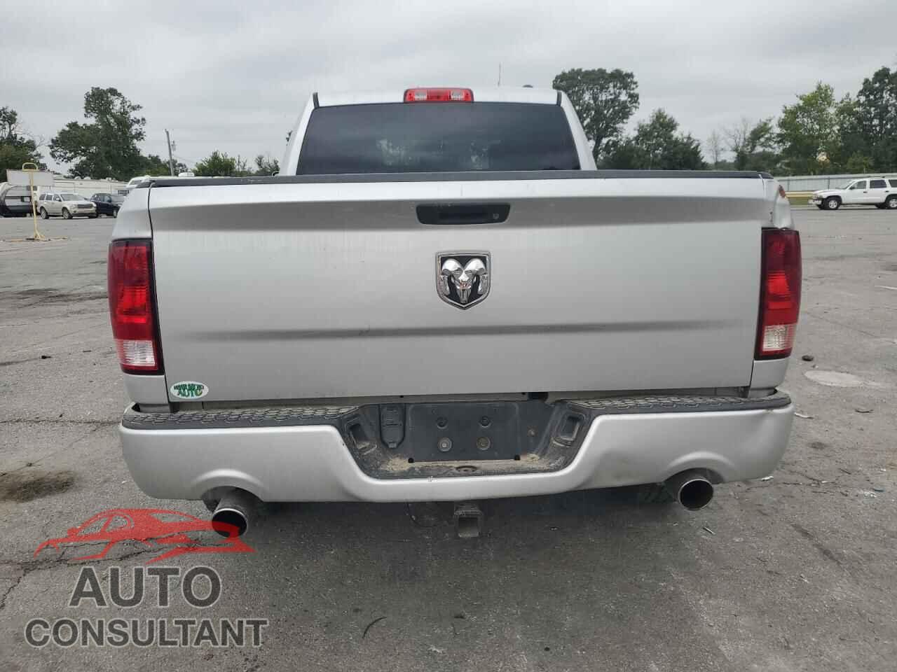 DODGE RAM 1500 2012 - 1C6RD6FT8CS159719