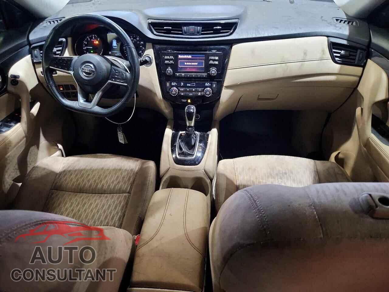NISSAN ROGUE 2017 - KNMAT2MT6HP559552