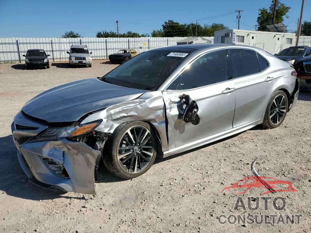 TOYOTA CAMRY 2019 - 4T1B61HK4KU765495