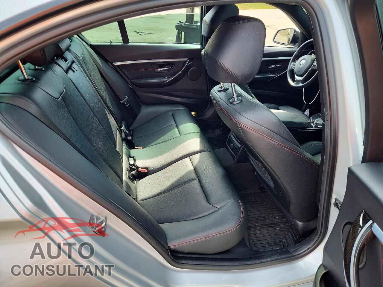 BMW 3 SERIES 2018 - WBA8D9C57JEB35418