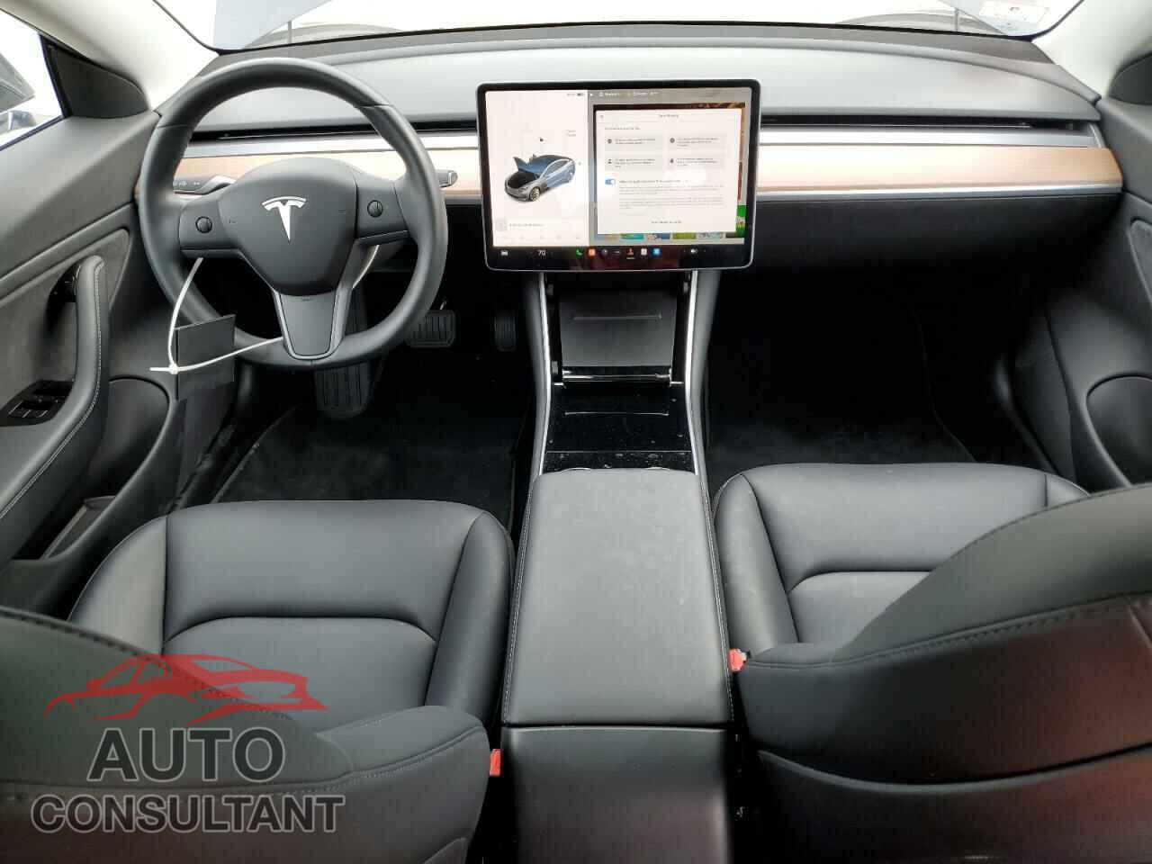 TESLA MODEL 3 2018 - 5YJ3E1EB3JF145521