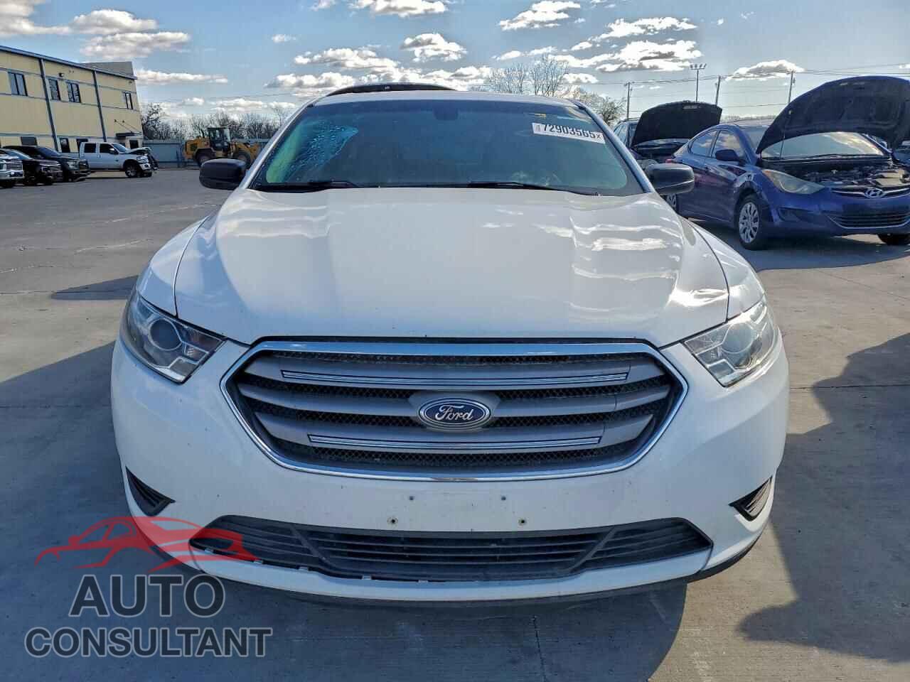 FORD TAURUS 2017 - 1FAHP2D83HG105473