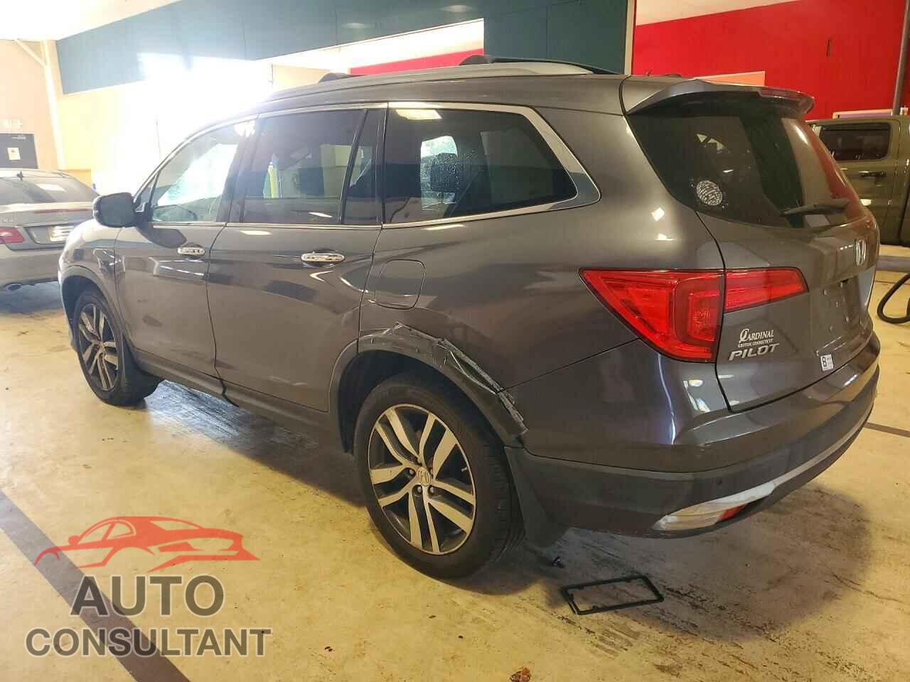 HONDA PILOT 2017 - 5FNYF6H00HB104705