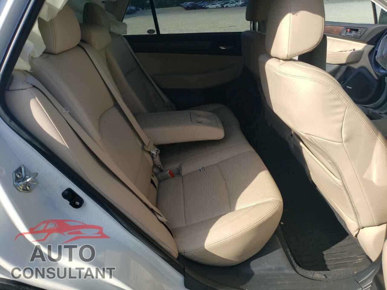 SUBARU OUTBACK 2018 - 4S4BSANC9J3203816