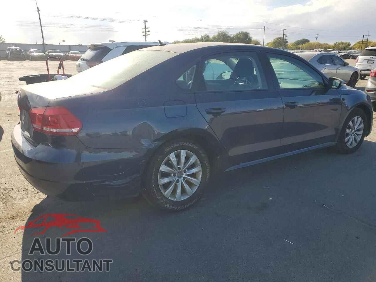 VOLKSWAGEN PASSAT 2012 - 1VWAH7A30CC069186