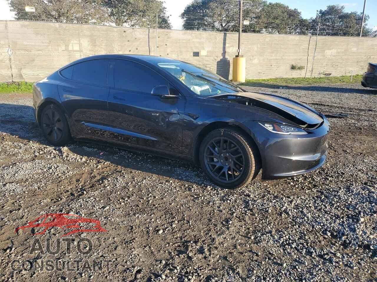 TESLA MODEL 3 2024 - 5YJ3E1EA0RF864972