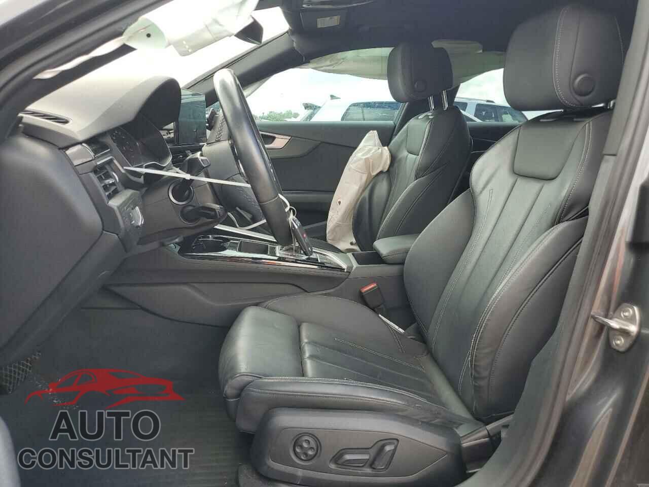 AUDI A4 2022 - WAUDAAF45NN005362