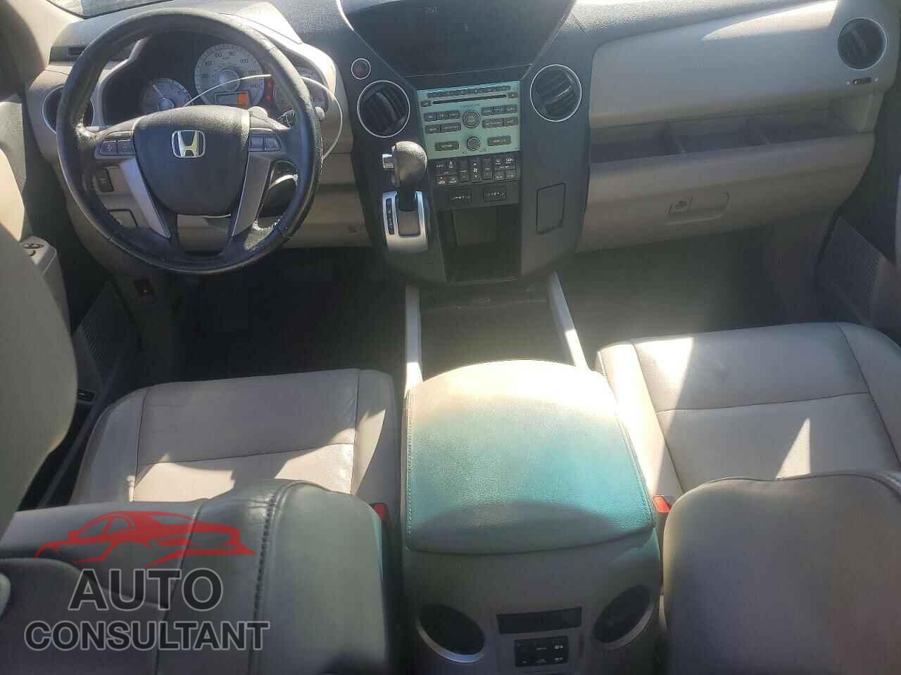 HONDA PILOT 2010 - 5FNYF3H57AB014693