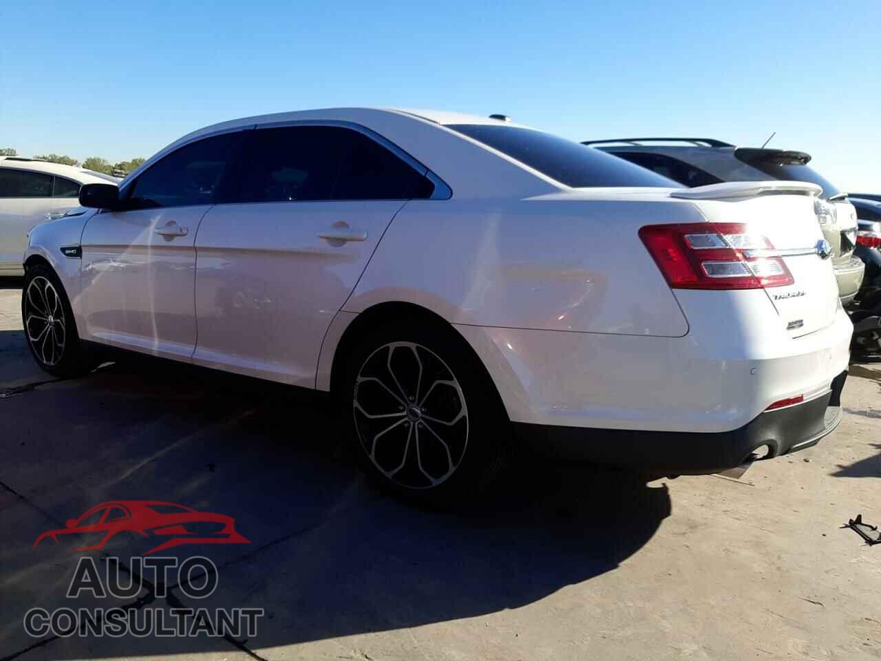 FORD TAURUS 2016 - 1FAHP2KT2GG112355