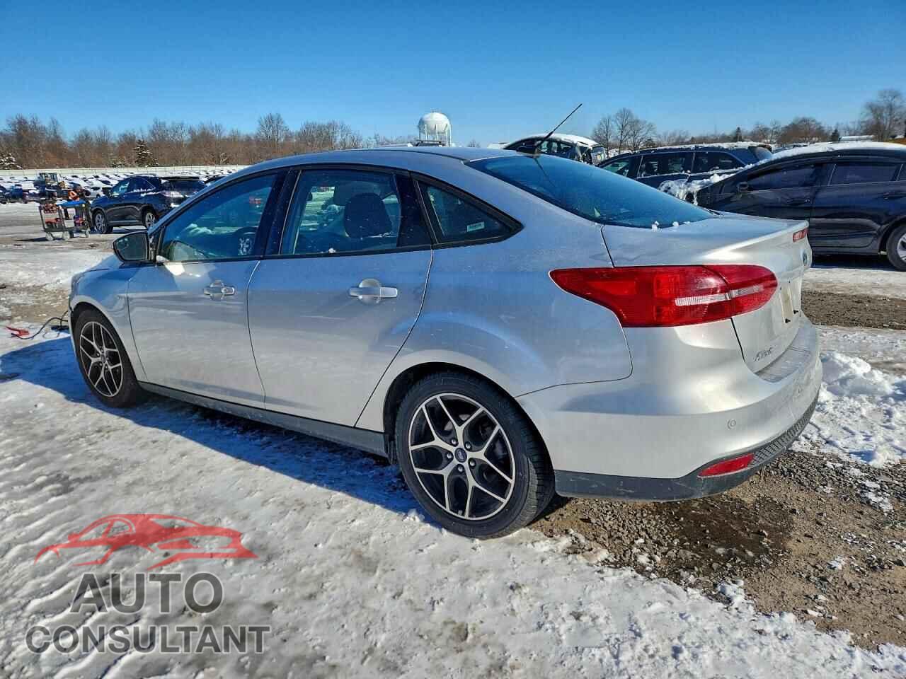 FORD FOCUS 2017 - 1FADP3H24HL248496