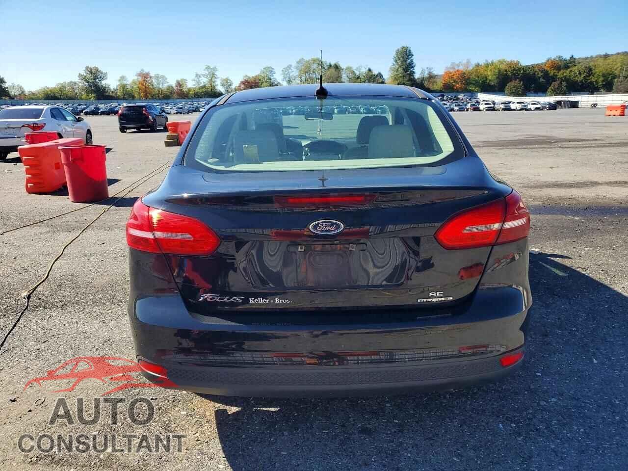 FORD FOCUS 2016 - 1FADP3F24GL261931